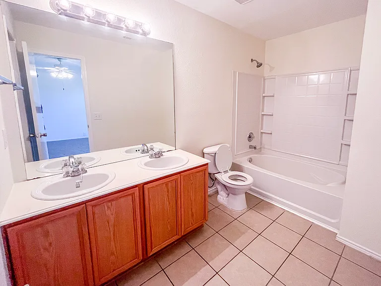 8929 Sagebrush Trl — Photo 11