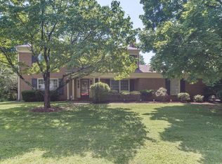 3202 Brownsboro Vista Dr, Louisville, KY 40242