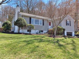 2 S Beechwood Rd, Bedford Hills, NY