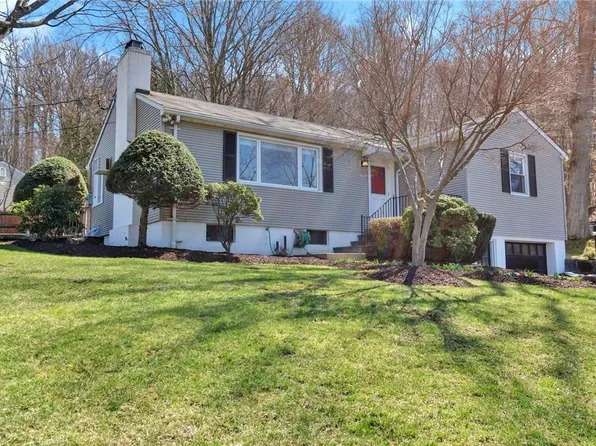 2 S Beechwood Road, Bedford Hills, NY 10507