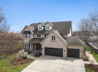 608 Rookery Ln, Joliet, IL 60431