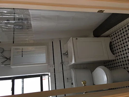 Rented by M.Woods & Associates | media 17