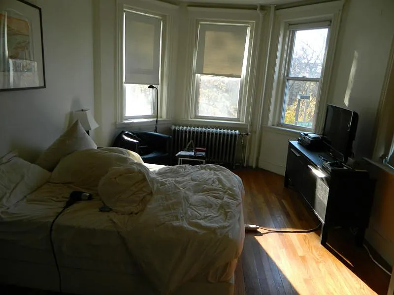 1 bed, 555 sqft, $2,425 — Photo 4