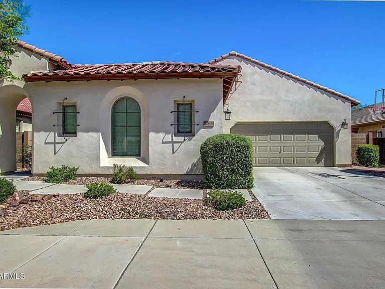 12651 W Blackstone Ln — Photo 2