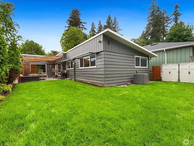 3710 W Armour Pl — Photo 12