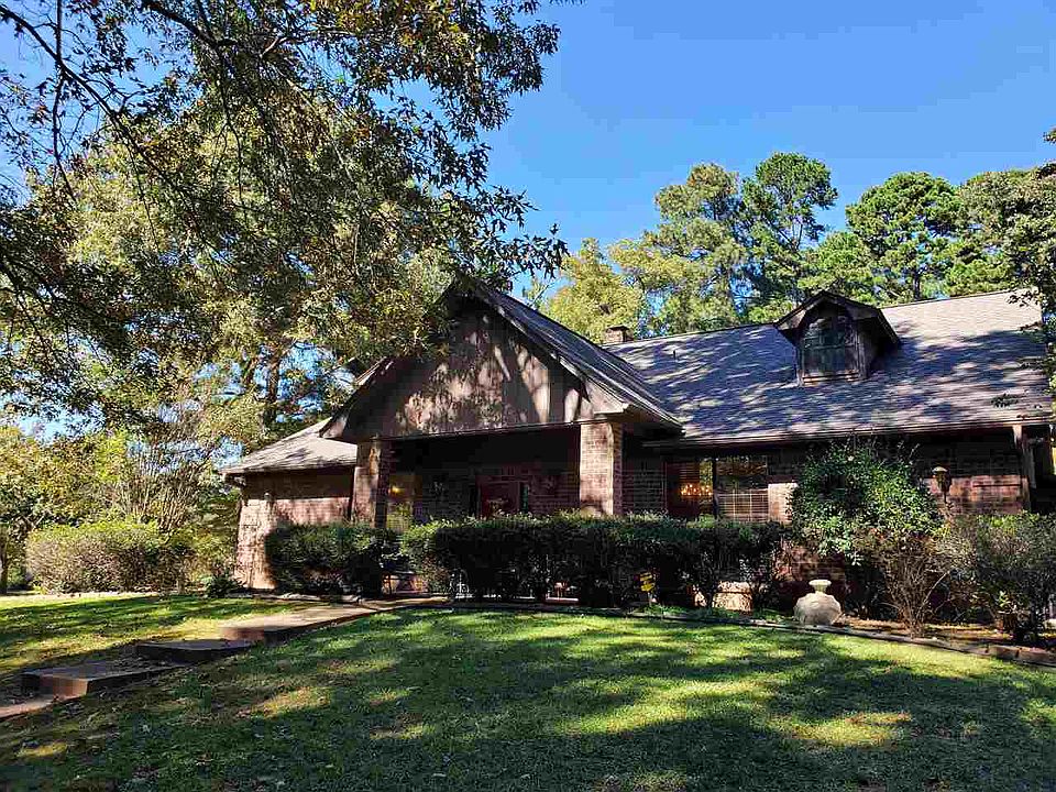 1st image of 21 Brookside Dr