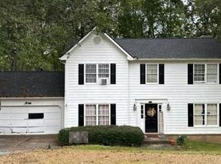 1780 Meadowchase Ct, Snellville, GA 30078