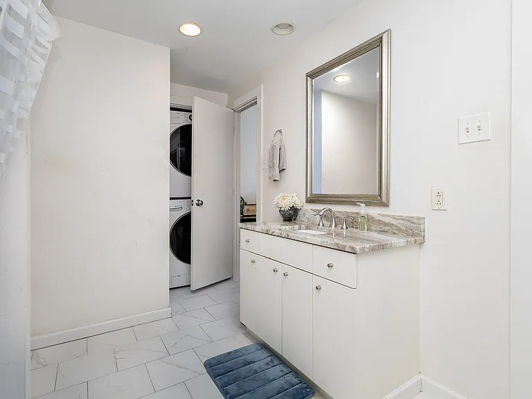 4111 Cole Ave #30 — Photo 9