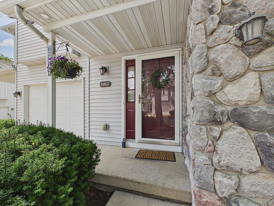 1st image of 6143 Dell Dr Unit 2