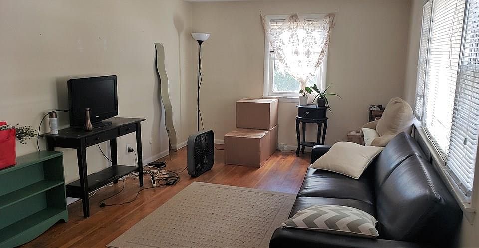 1st image of 48 Hardwick Ter Suite 1