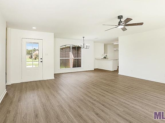 4th image of 12750 Bonnie Bleu Dr