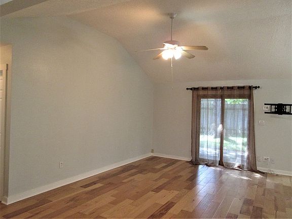 3rd image of 7415 Wovenwood Ln