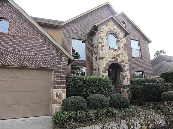 2nd image of 2033 Brodie Ln
