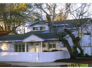 22603 Clarendon St, Woodland Hills, CA 91367