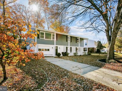 9075 Andromeda Dr, Burke, VA, 22015