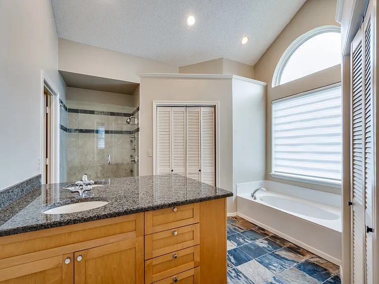 1728 Tawakoni Ln — Photo 10