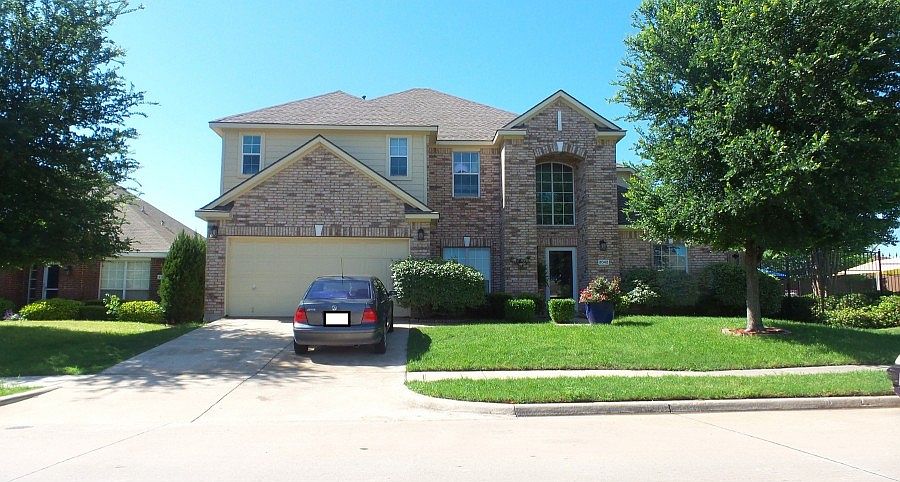 1st image of 2042 Lake Fork Ln