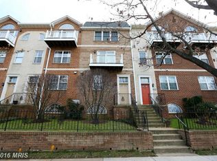 3010 S Glebe Rd, Arlington, VA 22206