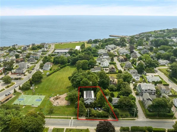 172 Boon St, Narragansett, RI 02882