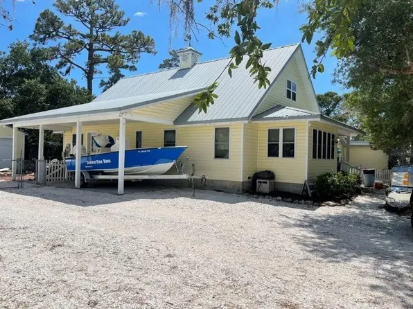 71 2nd Ave, Englewood, FL 34223