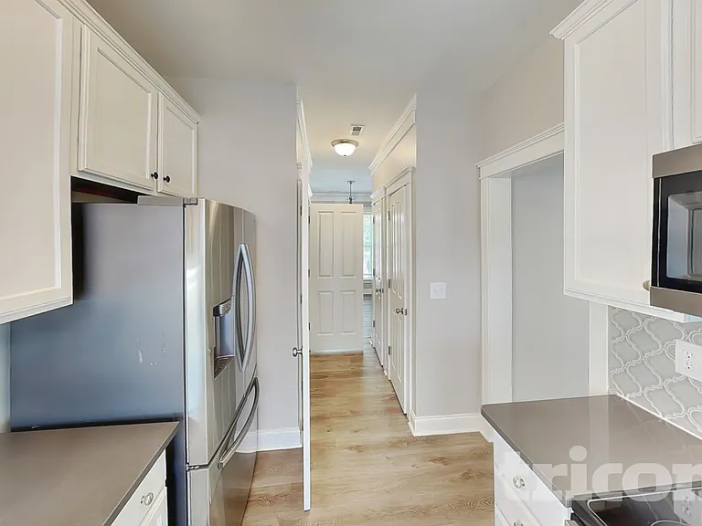13528 Swinton Rd — Photo 6