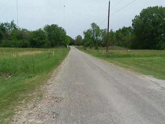 5th image of 928 Texas Ave