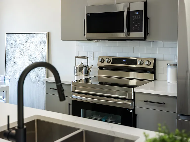 11 Merkel Manza Blvd — Photo 63