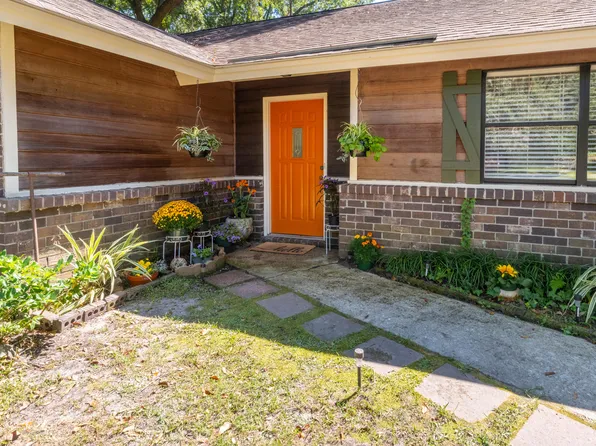 1815 Walsingham Way, Charleston, SC 29412