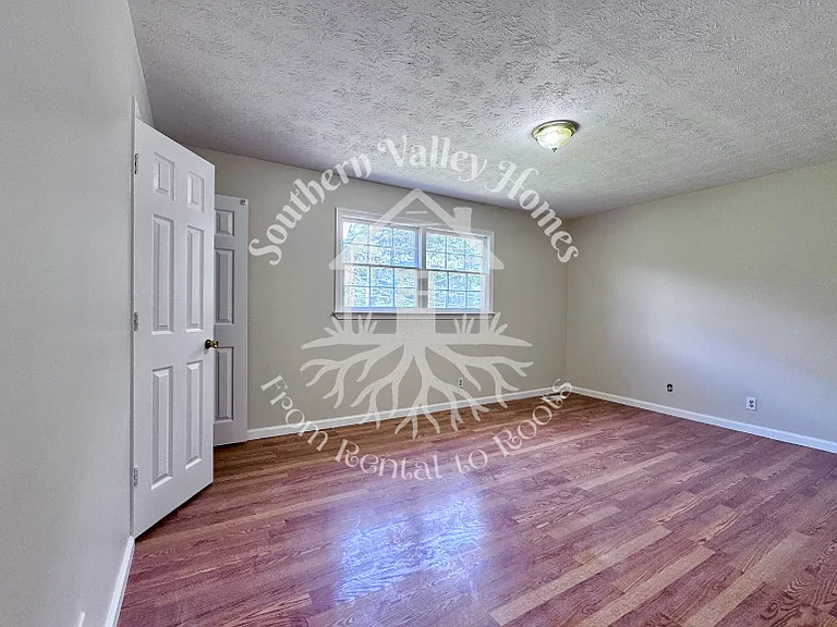 1634 Huntley Ridge Dr — Photo 17