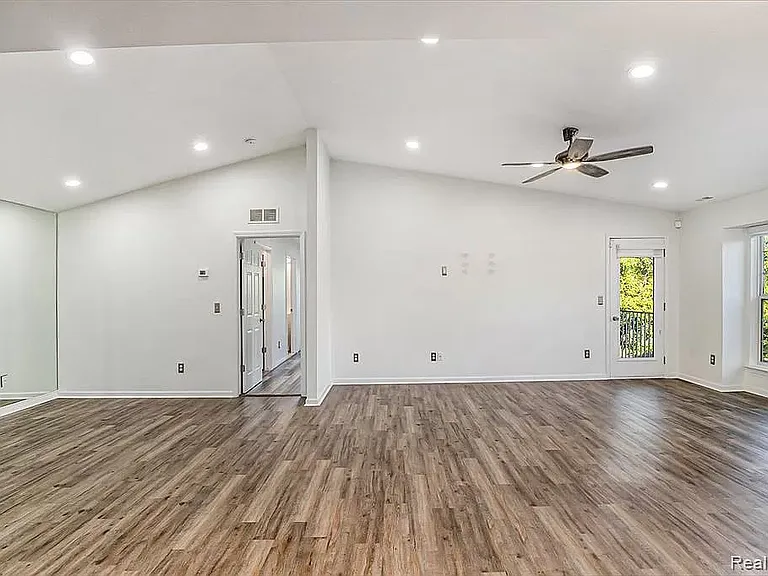 13439 Forest Ridge Blvd — Photo 13