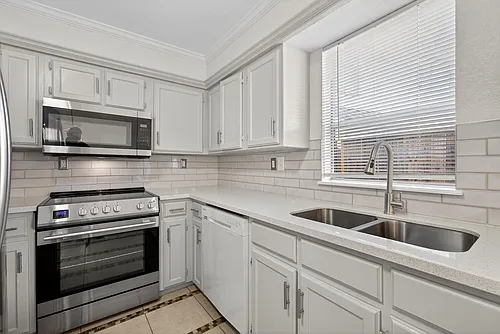 1221 Cedar Post Ln #1D Photo 1