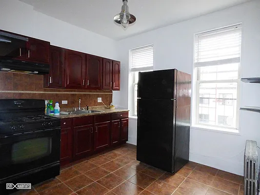 Rented by Citi Habitats | media 11