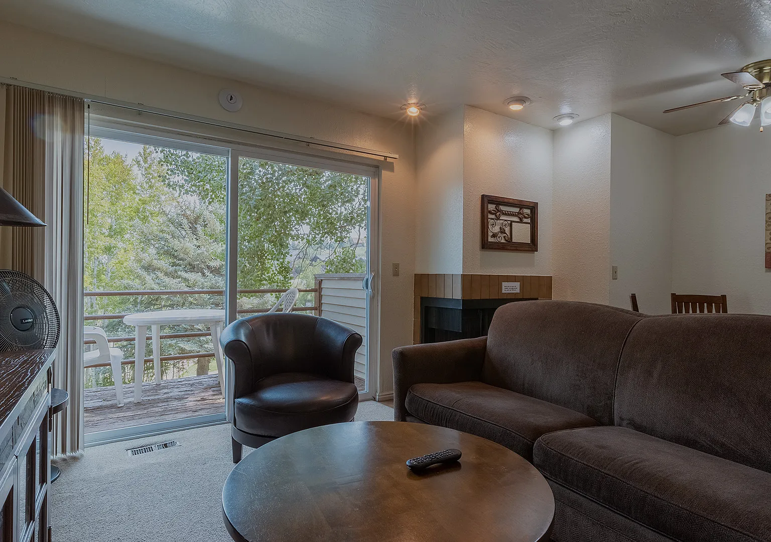 Circle J — Photo 2
