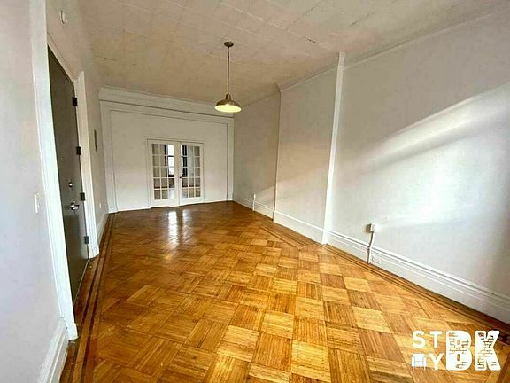 4th image of 1393 Pacific St #2A