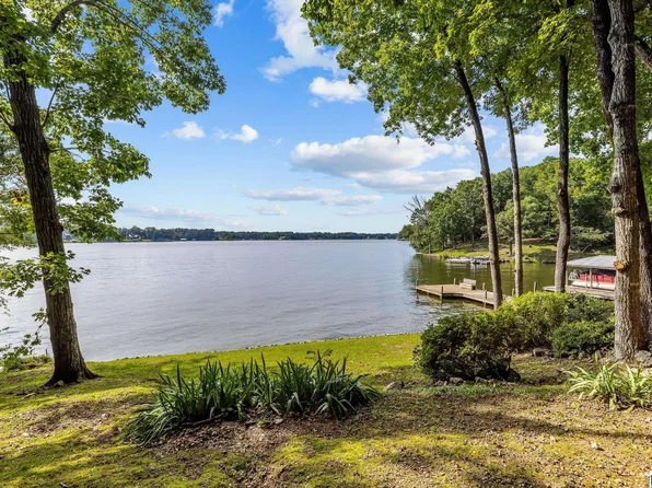 108 Joseph Cir, Talladega, AL 35160