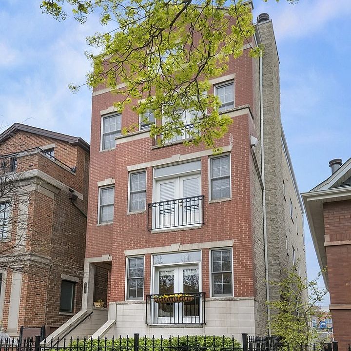 1st image of 2736 N Bosworth Ave #3