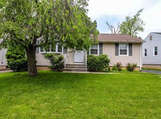 120 Creemer Ave, Iselin, NJ 08830