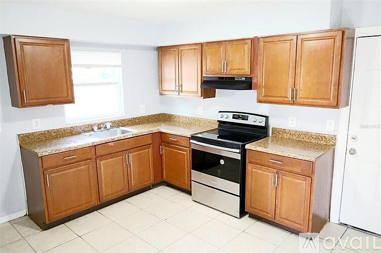 1st image of 1107 Birchwood Ct #B
