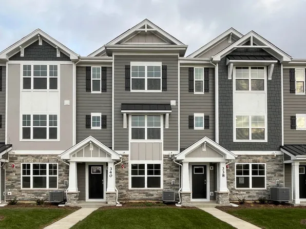 340 Basin Court St, Saint Charles, IL 60174