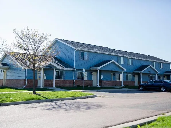 South Ridge Apartments & Townhomes