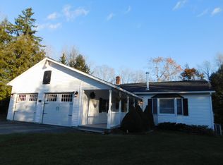42 Kingsbury Rd, Holden, ME 04429