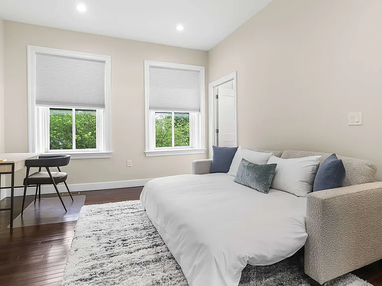327 E Capitol St SE #2 — Photo 48