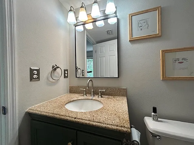 1398 Shady Pine Way #B — Photo 33