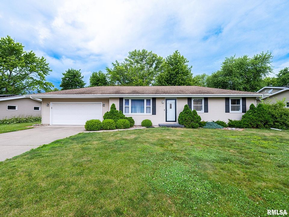 1st image of 410 Stout Dr