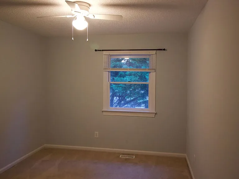 2911 Cedar Creek Rd #A — Photo 17