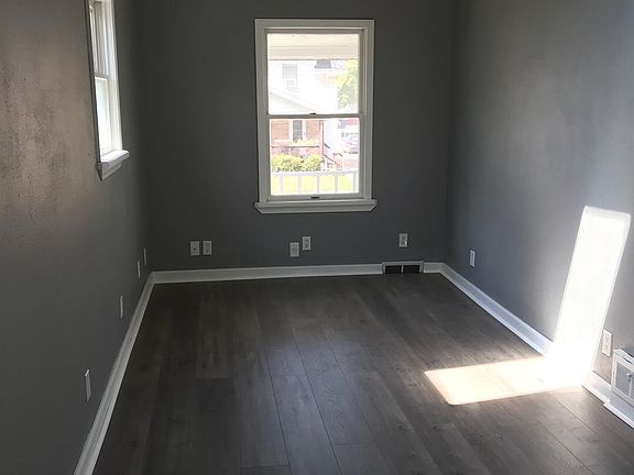3rd image of 609 N Ward Ave