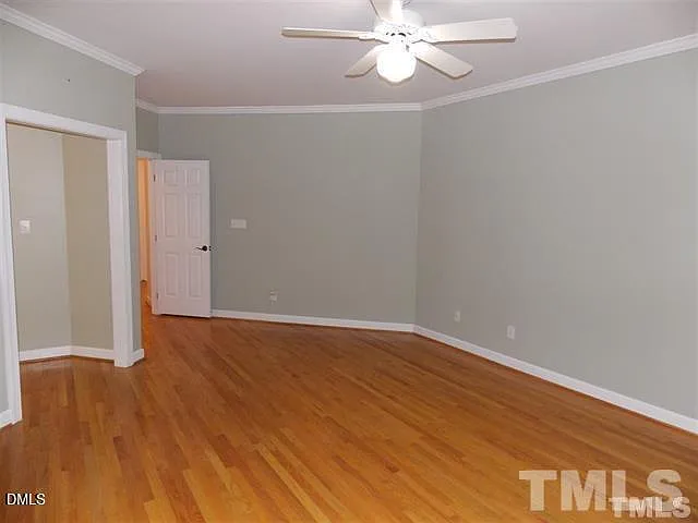 205 Berry Hill Dr — Photo 12