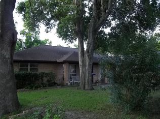 1225 Walcik Ln, Angleton, TX 77515