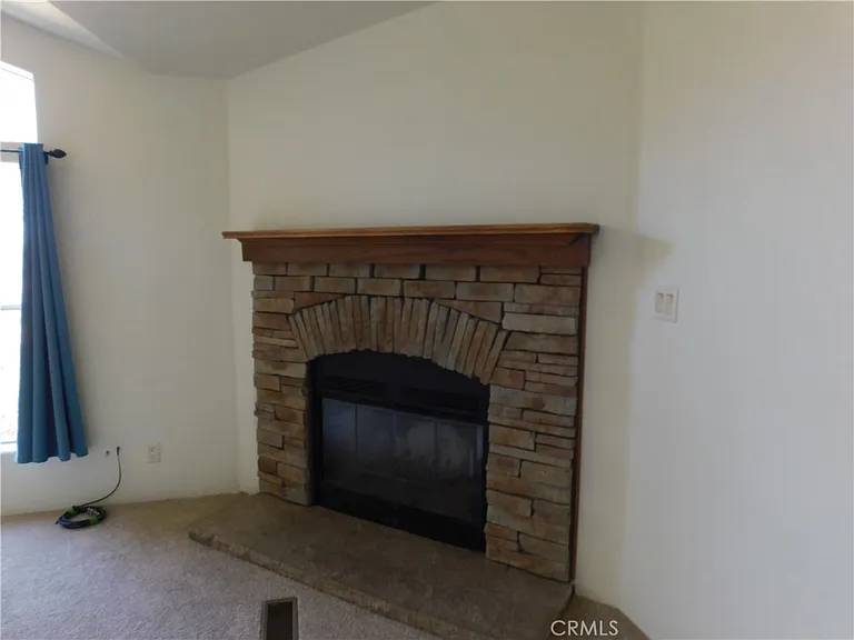 19825 Taylor St — Photo 7