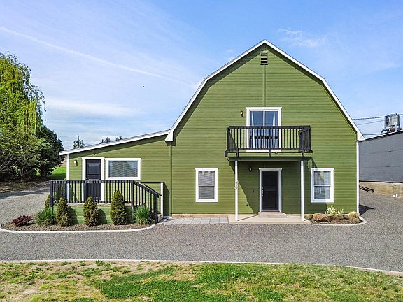 2nd image of 420 Mapleway Rd